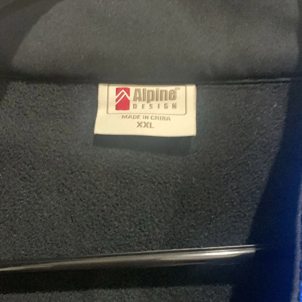 Alpine Design Jacket - Picture 3 of 5